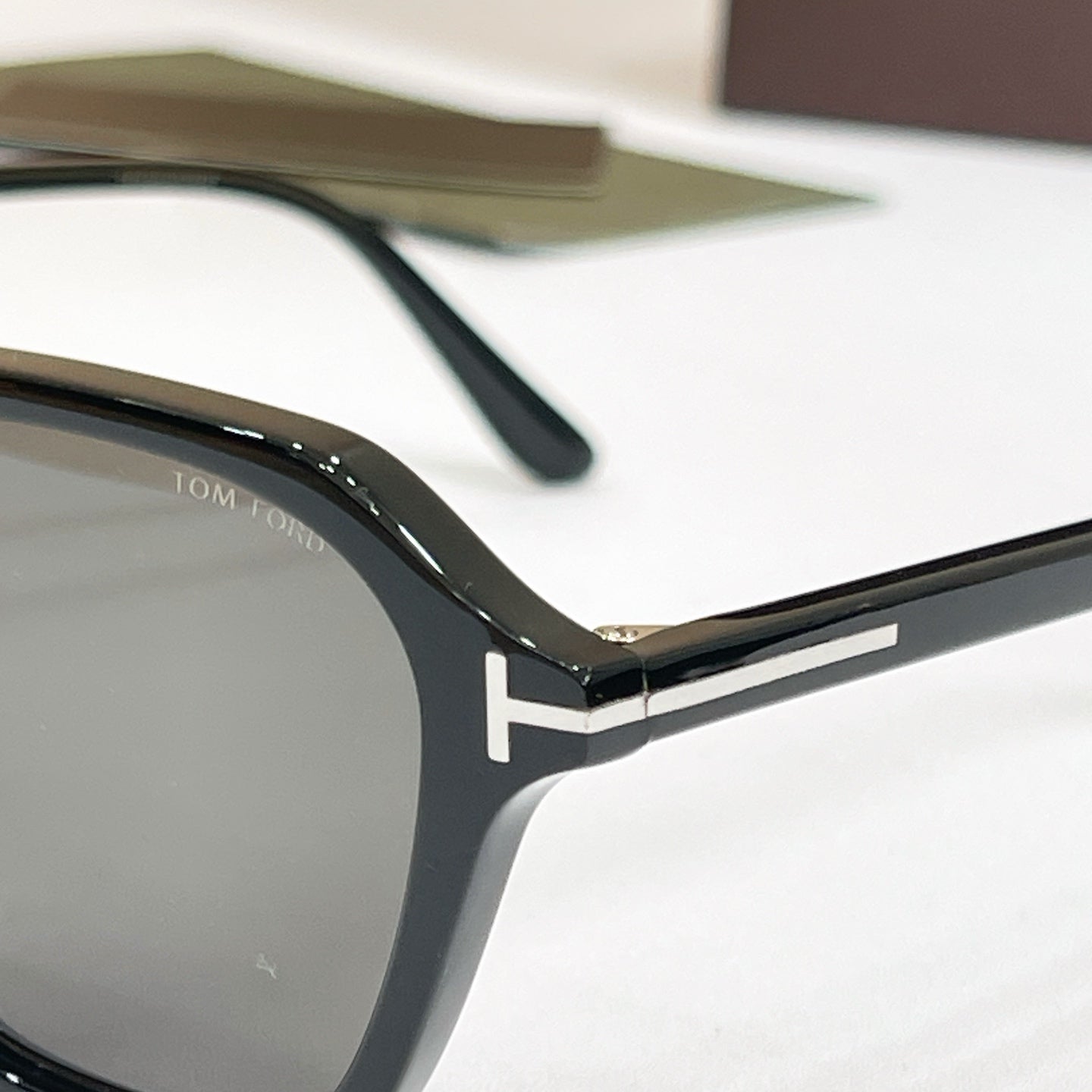 TOM FORD Sunglasses TF6101-D-B