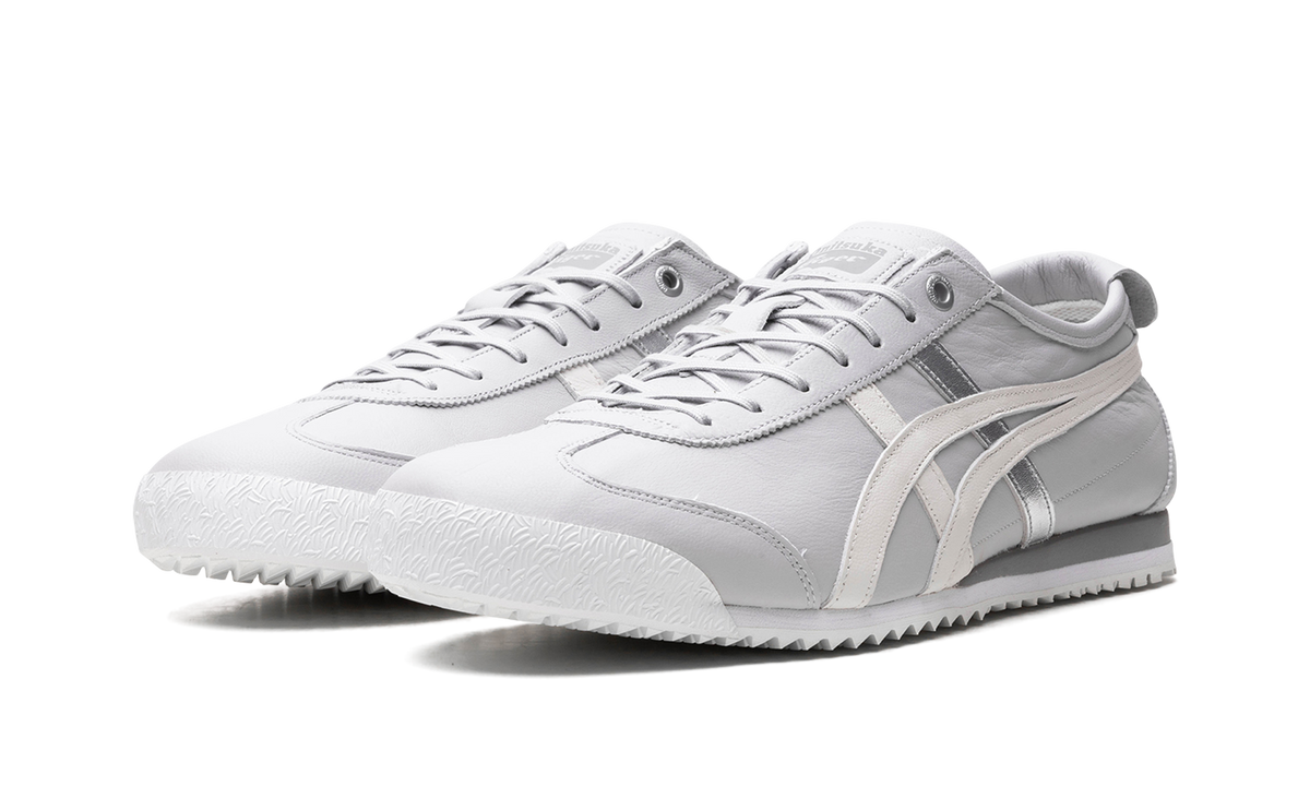 Onitsuka Tiger Mexico 66 SD Sneakers - Oyster Grey Cream Silver