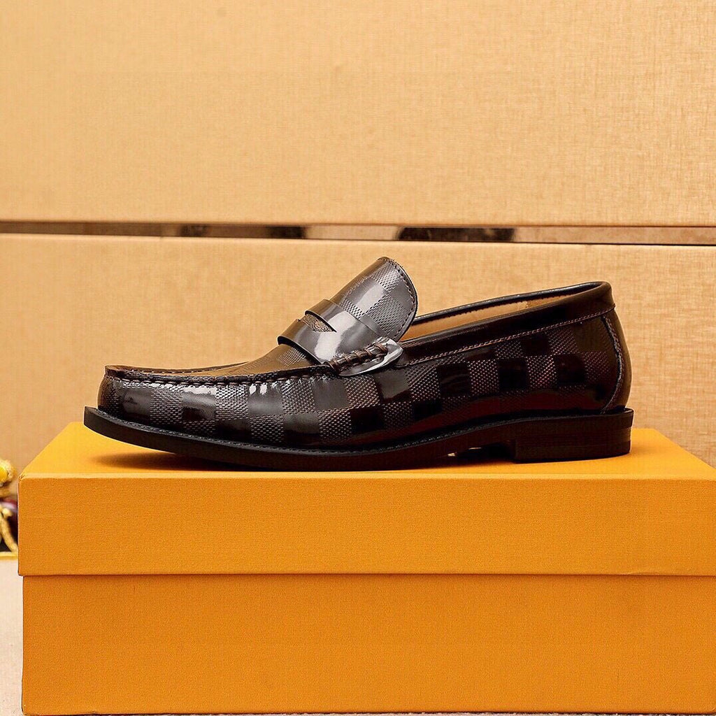 微商相册测试鞋子-Louis Vuitton Dark Brown Textured Loafers — side
