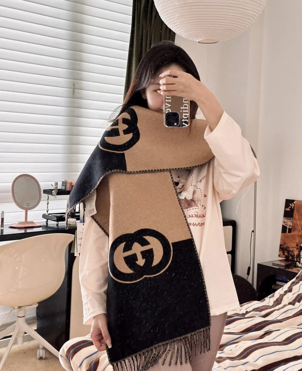 Gucci Black & Beige Fringed Scarf — model