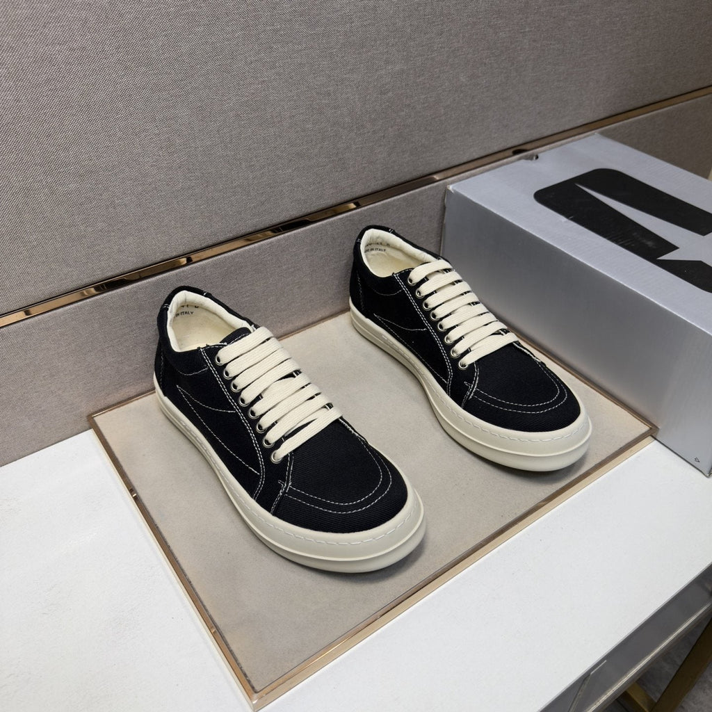 Converse Black Contrast Stitch Low-Top Sneakers — hero