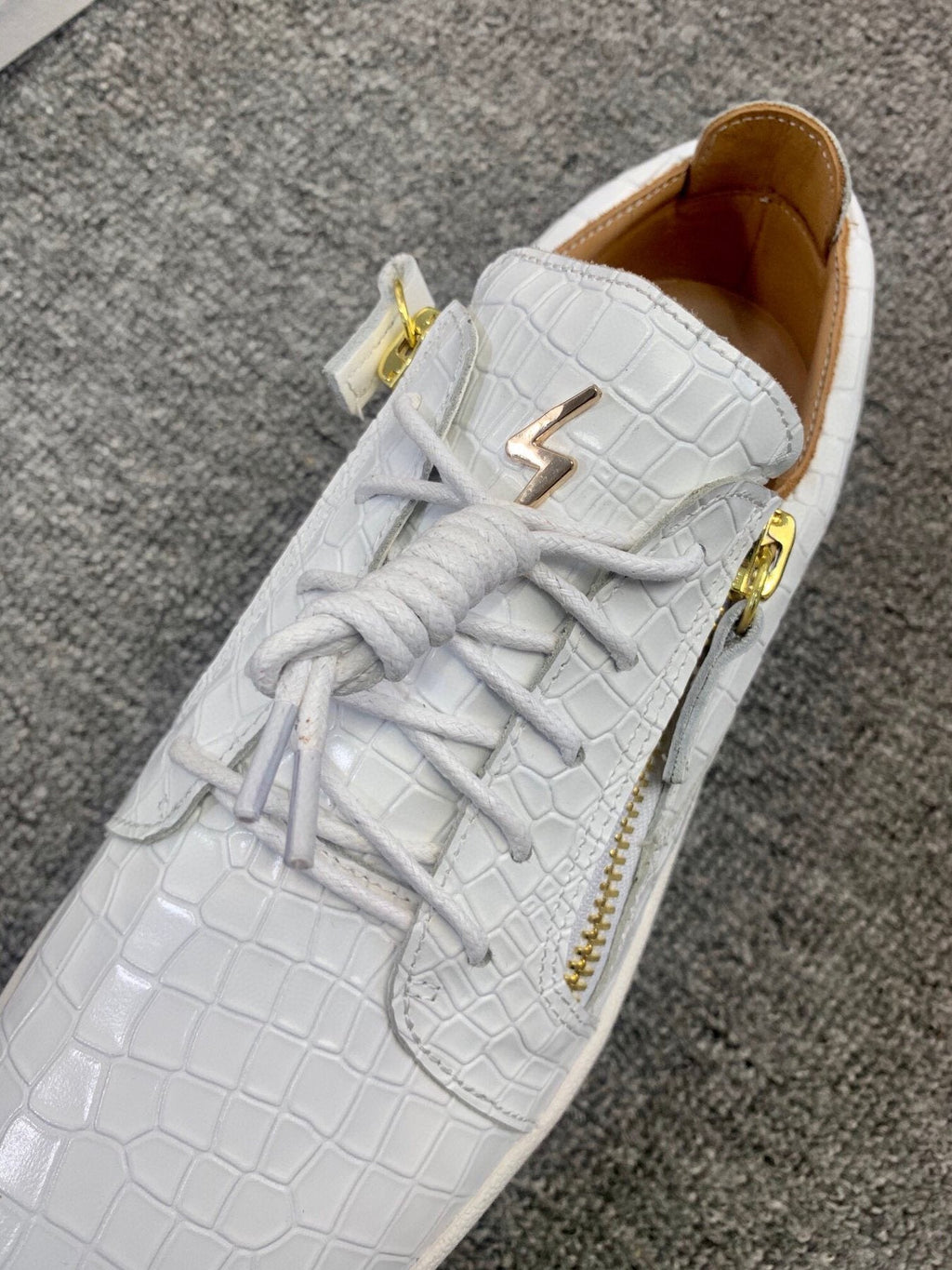 Giuseppe Zanotti White Gold-Accent Sneakers — detail
