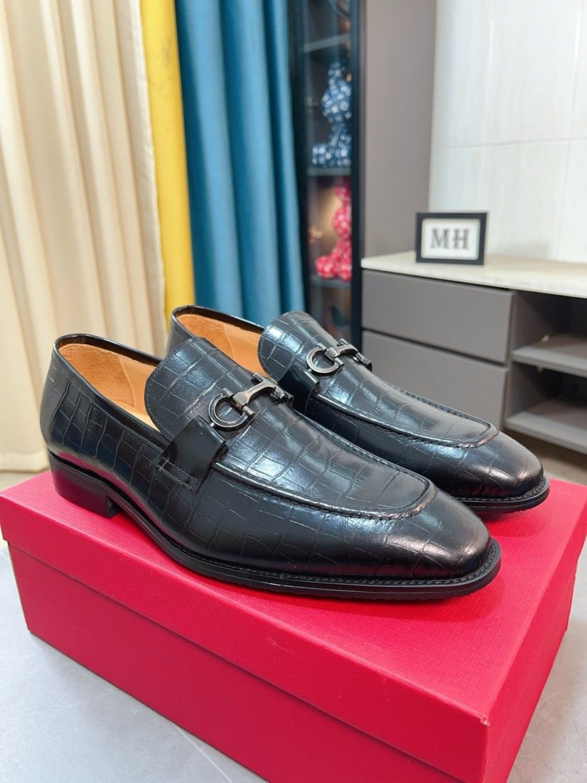 Ferragamo Black Embossed Bit Loafers — front