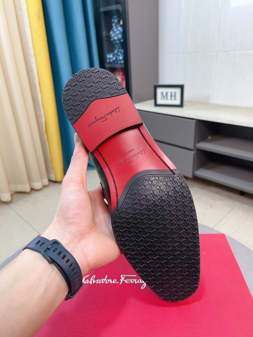 Ferragamo Black Embossed Bit Loafers — back