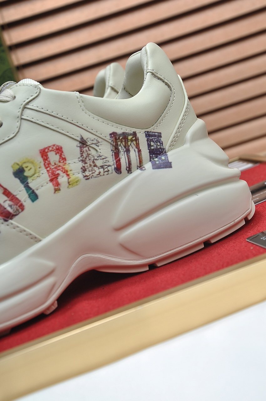 GUCCI Multicolor Lettering Chunky Sneakers — detail