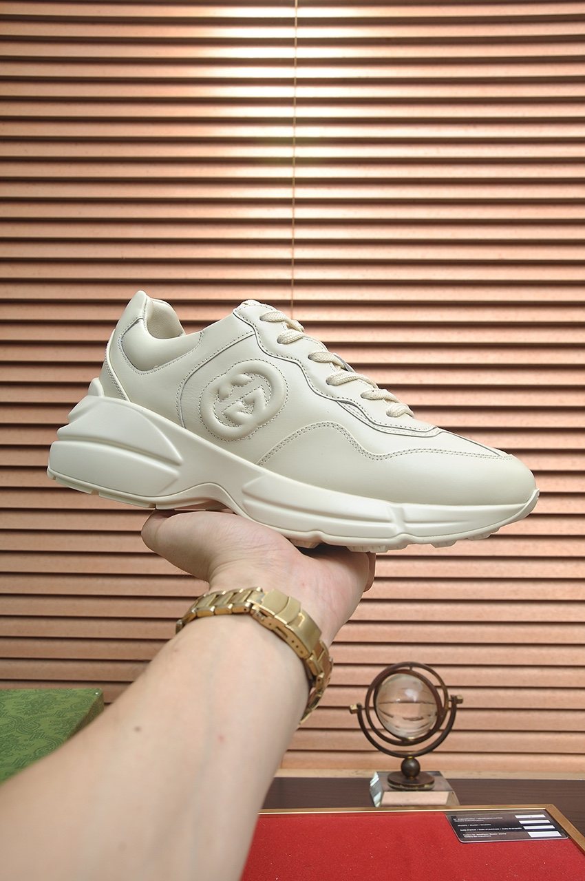 Gucci Off-White Chunky Sole Sneakers — model