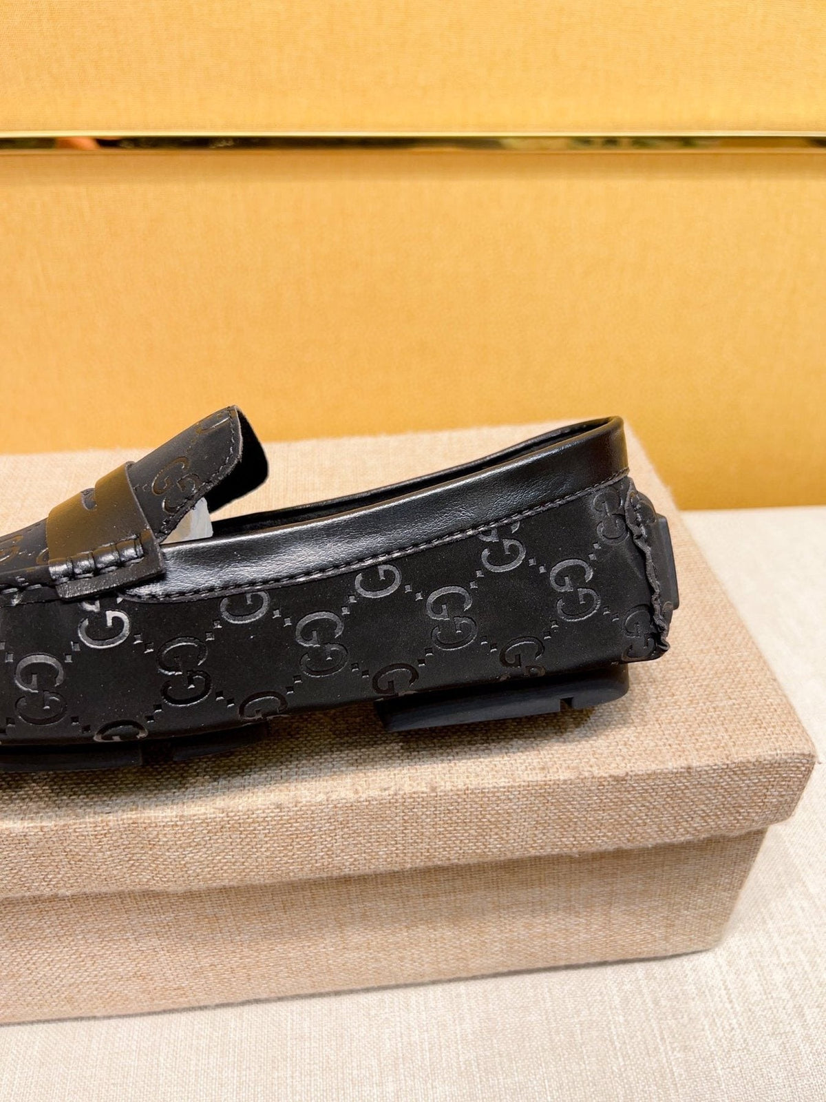 Gucci Black Patterned Loafers — detail