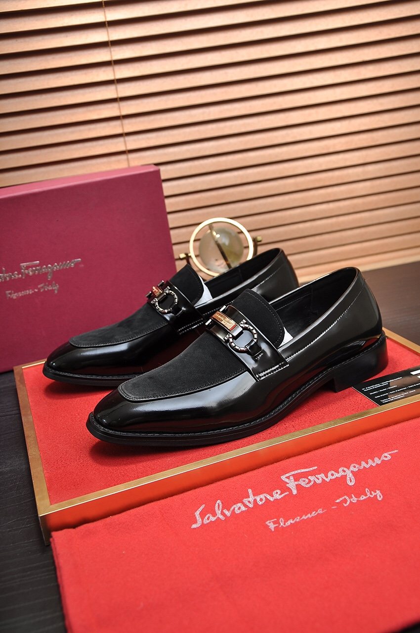 Salvatore Ferragamo Black Bit Loafers — front