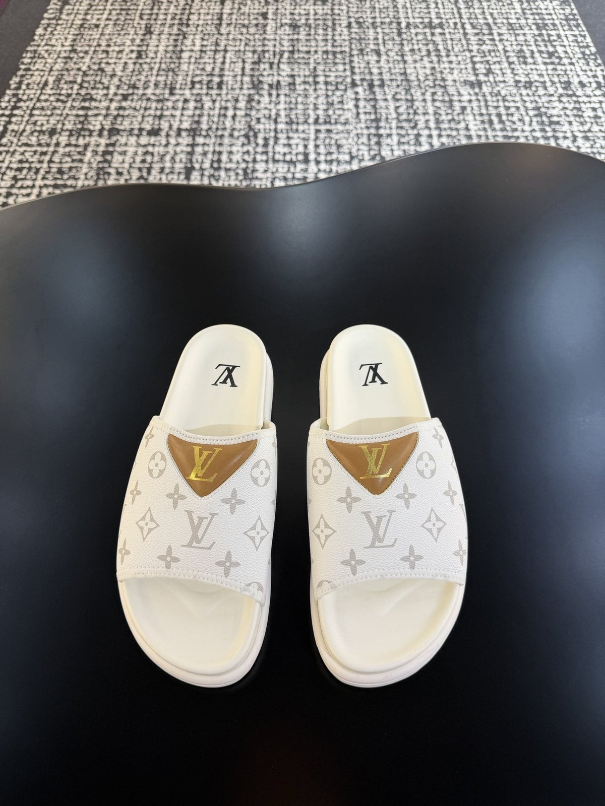 Louis Vuitton Monogram V Slide Sandals — hero