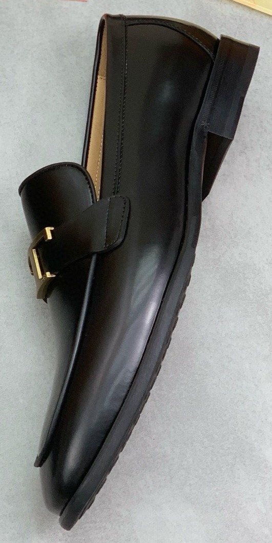 TOD'S Black Gold-Tone Hardware Loafers — front