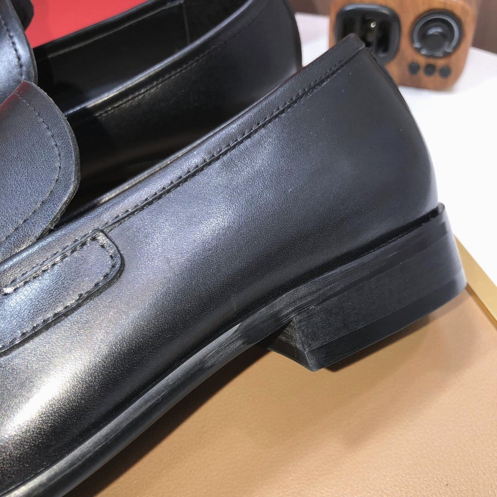 Ferragamo Horsebit Leather Loafers — detail