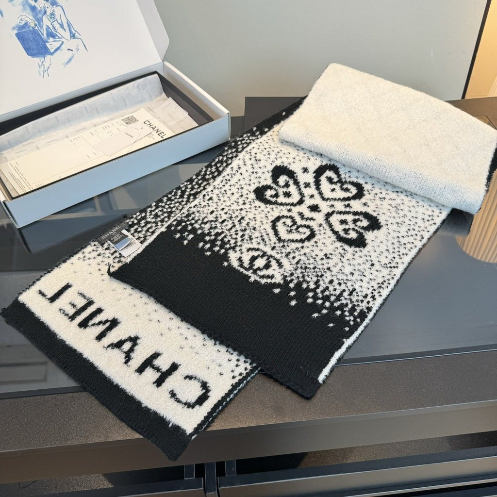 Chanel Ivory and Black Knit Scarf — back