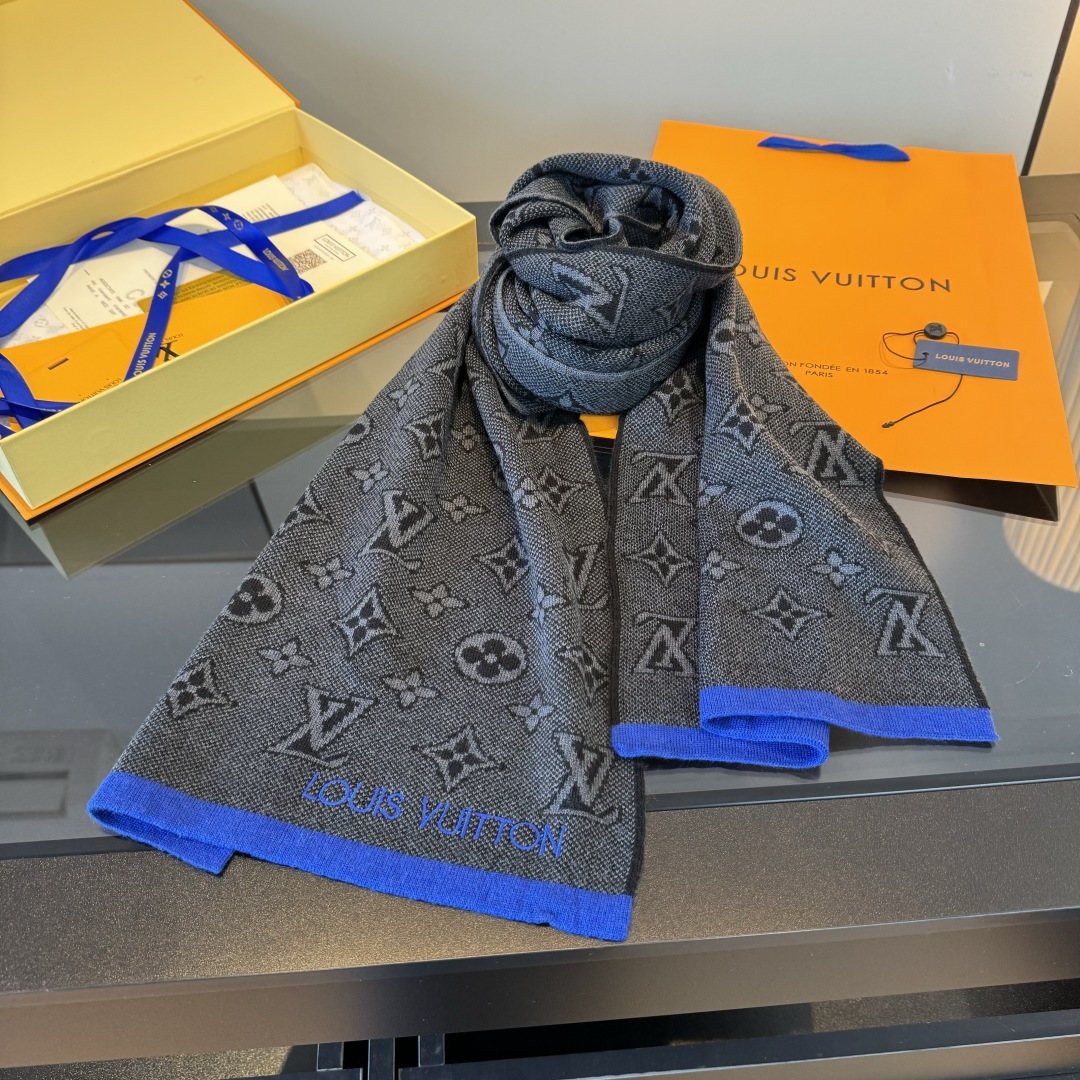 Louis Vuitton Gray Trim Knit Scarf — front