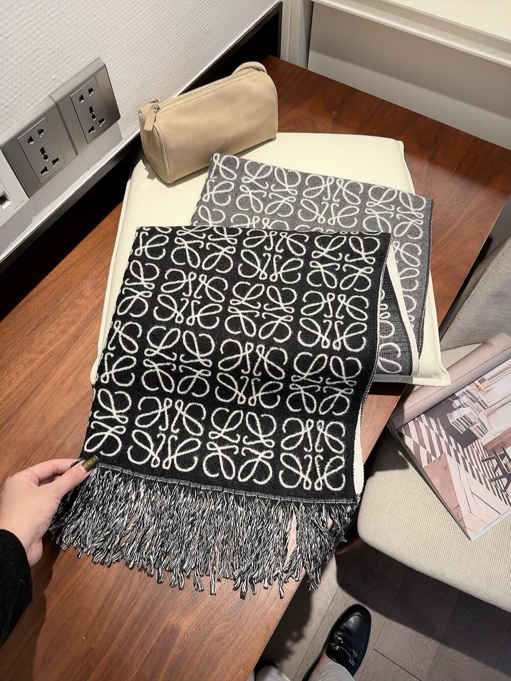 Loewe Loop Motif Fringe Scarf — front