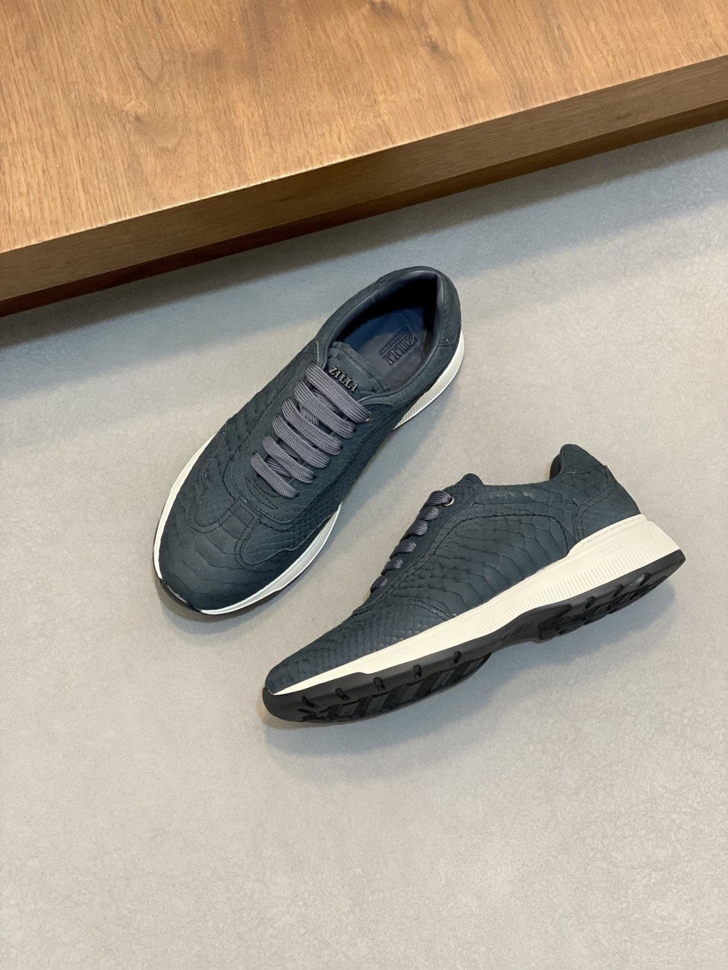 Zilli Stitched Low-Top Sneakers — front