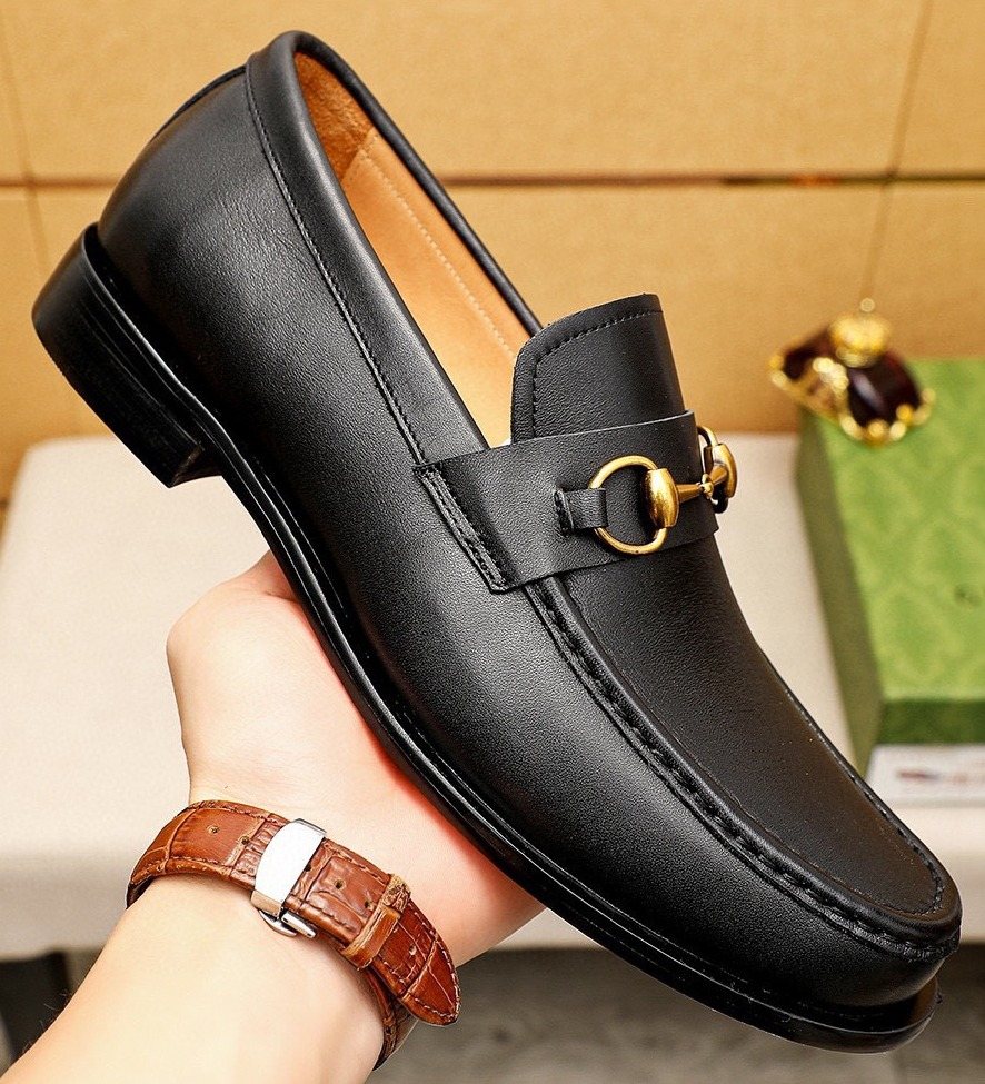 GUCCI Leather Horsebit Loafers — front