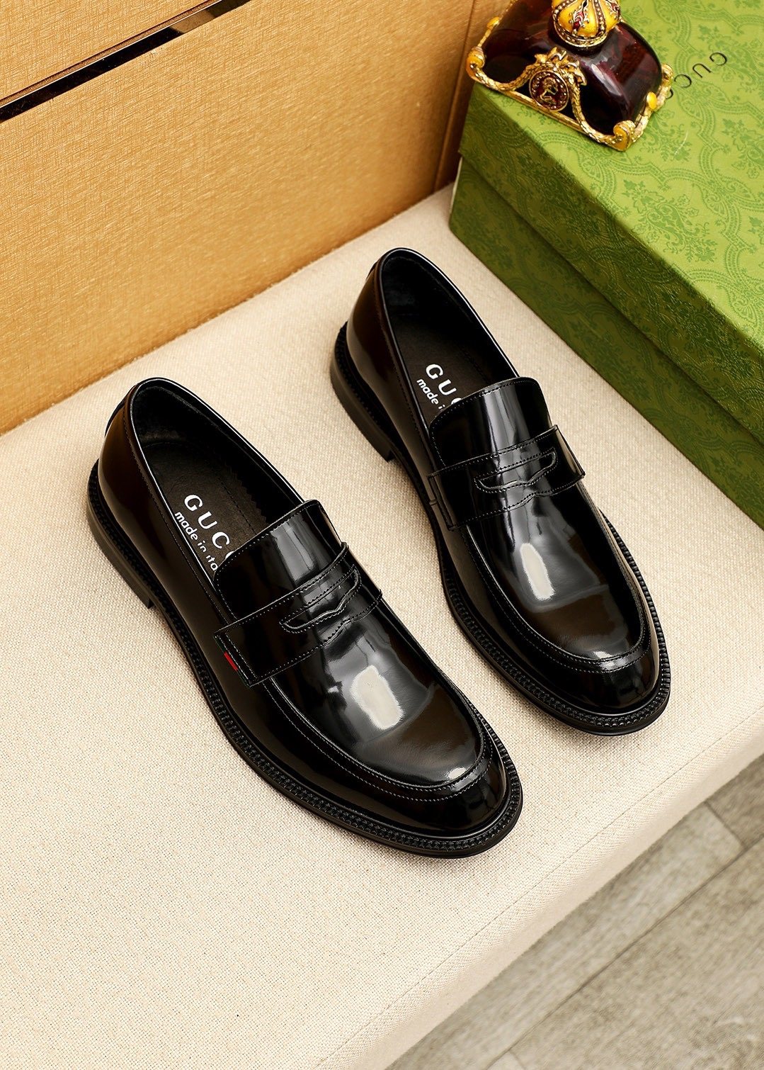 GUCCI Glossy Strap Loafers — front