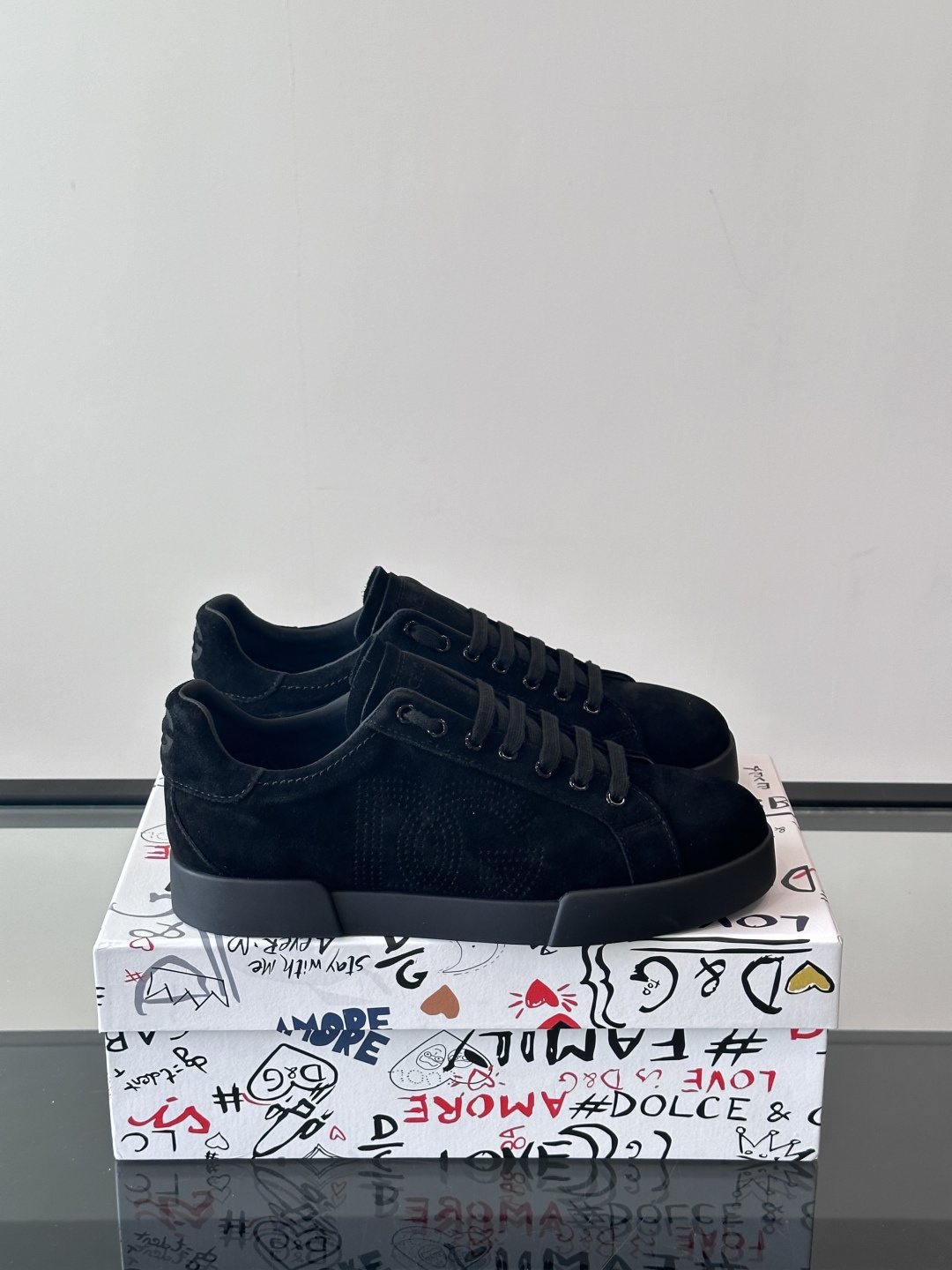 Dolce & Gabbana Lace-Up Low-Top Sneakers — front