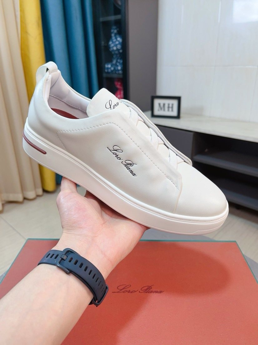 Loro Piana Contrast Stripe Low-Top Sneakers — model