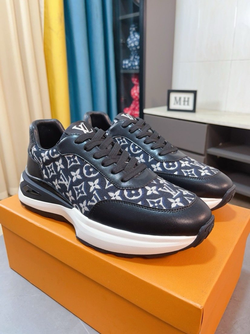 Louis Vuitton Patterned Low-Top Sneakers — hero