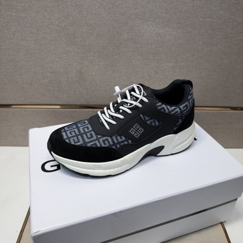 Givenchy Geometric Panel Low-Top Sneakers — side