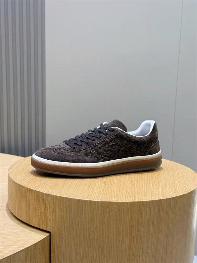Men’s Low-Top Lace-Up Sneakers — side