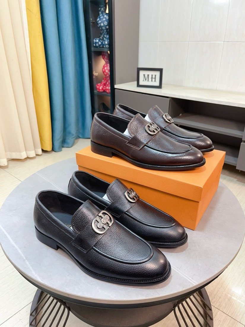 Louis Vuitton Textured Bit Loafers — front