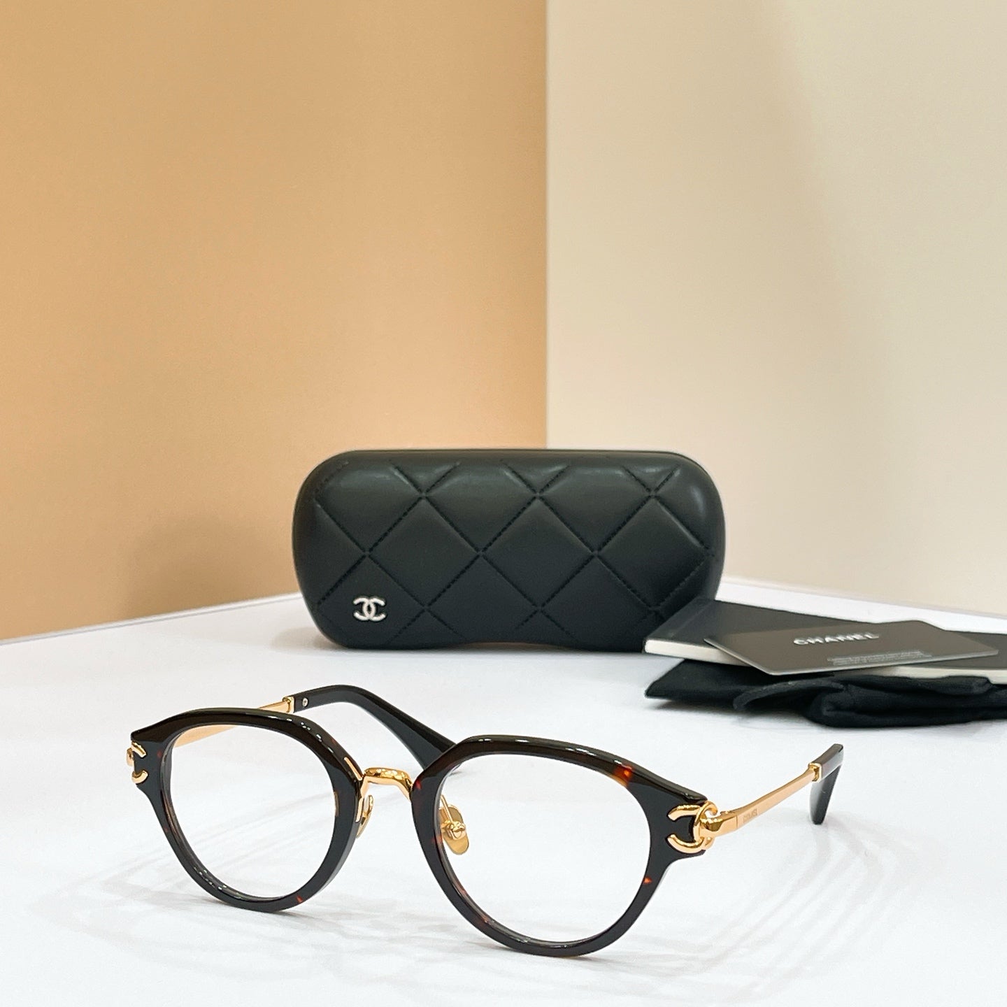 CHANEL Sunglasses 5575