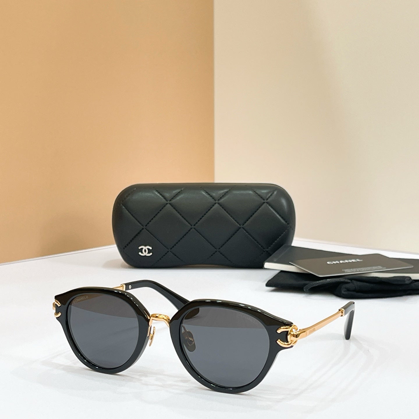 CHANEL Sunglasses 5575