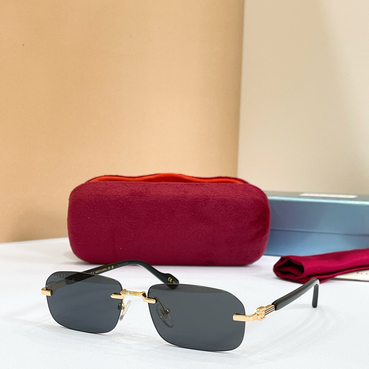 GUCCI Sunglasses GG1221S