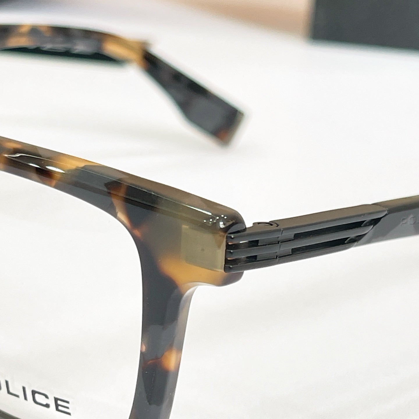 POLICE Eyeglasses VPLR69
