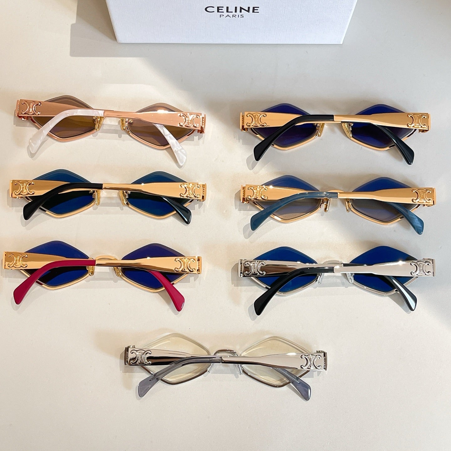 CELINE Sunglasses CL42117U