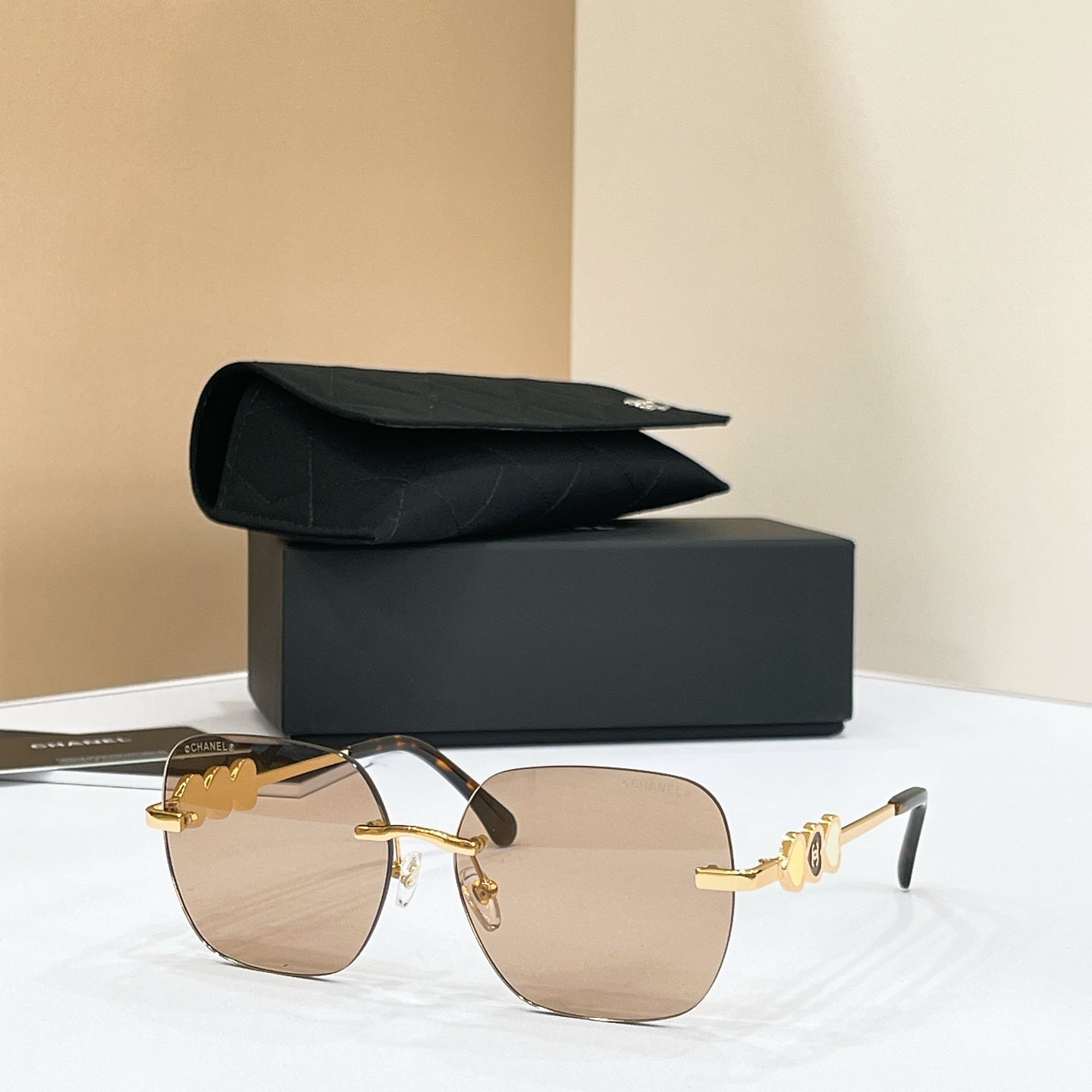CHANEL Sunglasses CH7300B