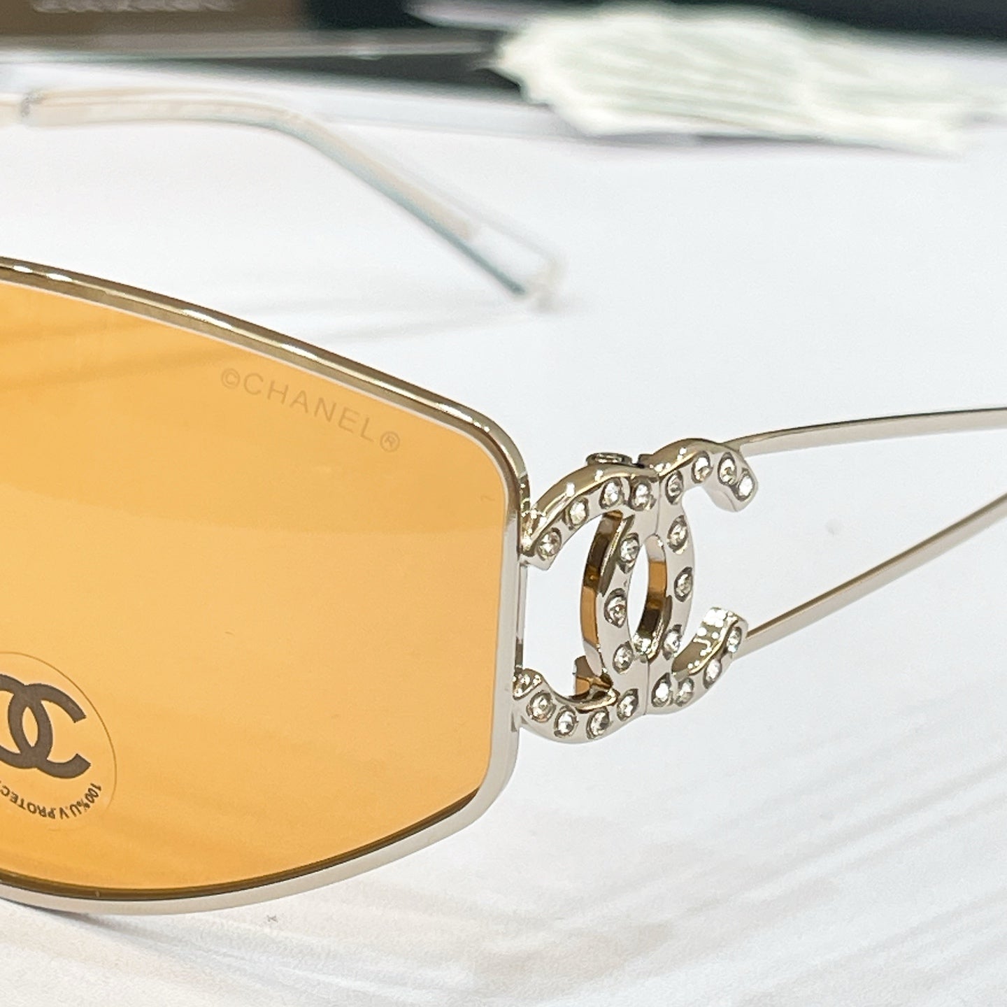 CHANEL Sunglasses CH4073