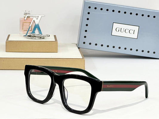 GUCCI Sunglasses GG1135S