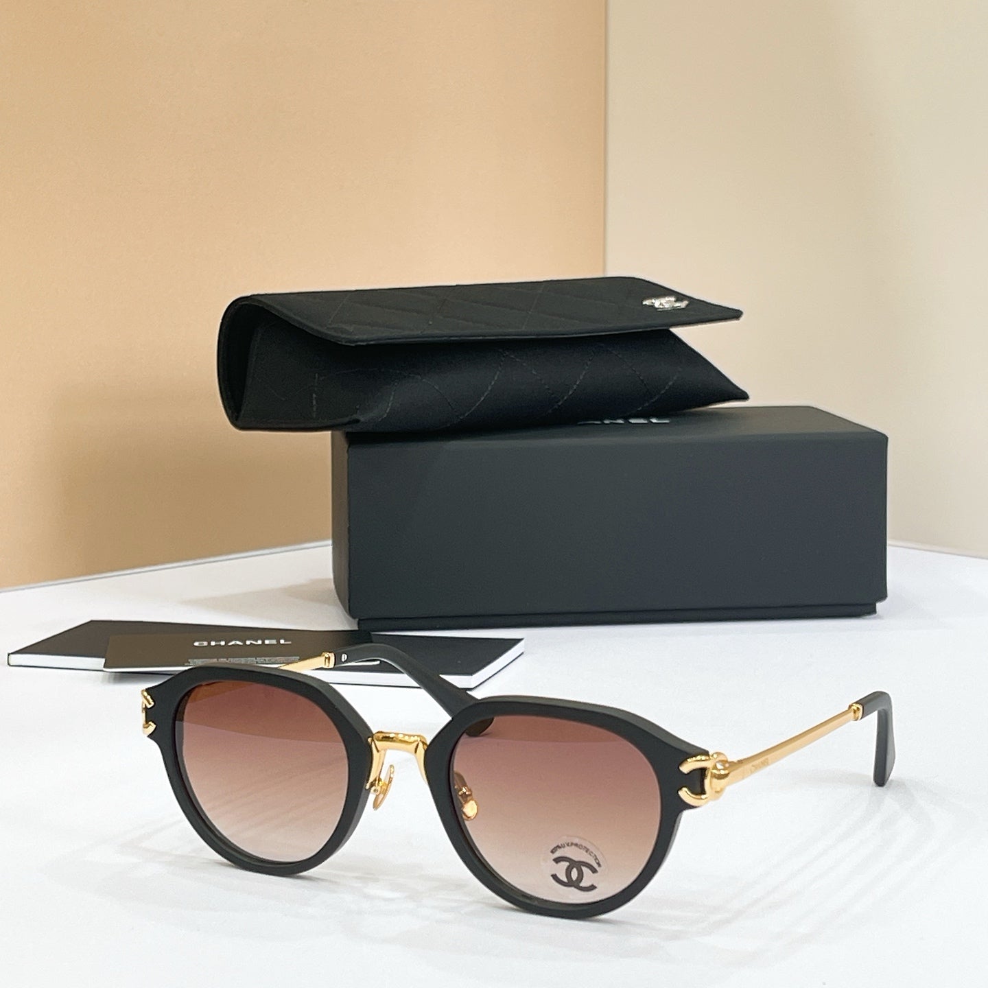 CHANEL Sunglasses CH5575